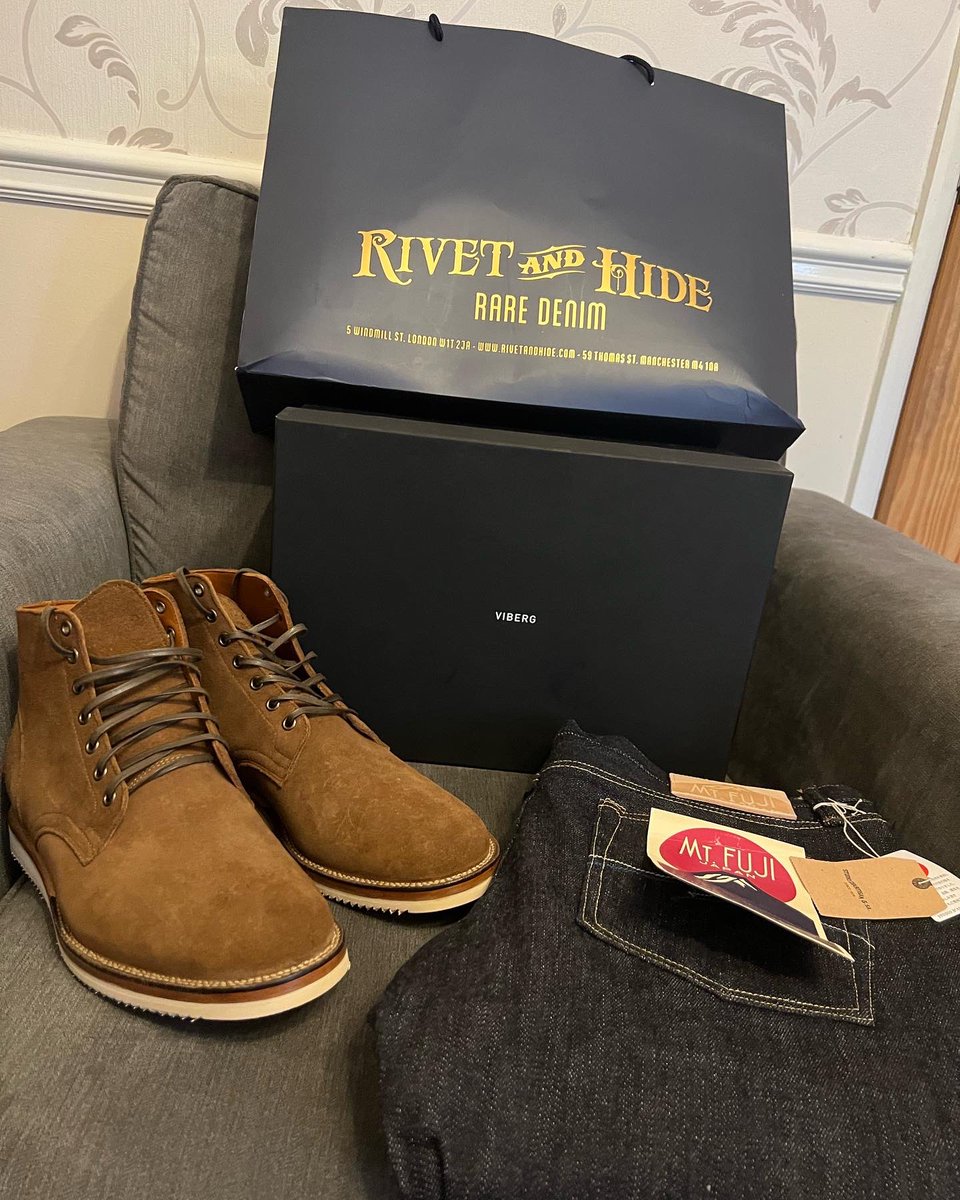 Trudy Y Dolphin tweet media