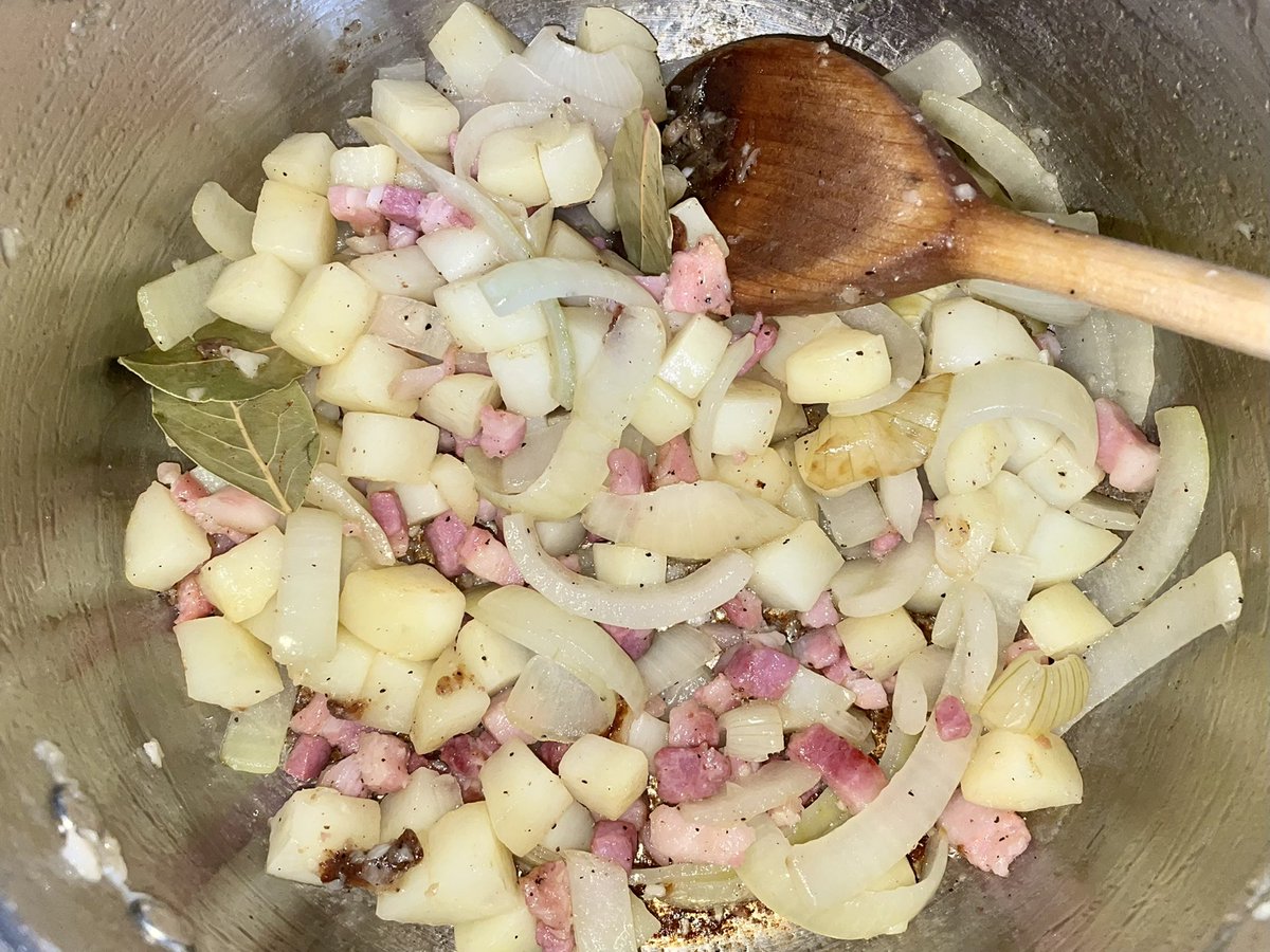 NeophyteCook's tweet photo. Cullen Skink: a tasty fish soup, which always hit the spot. https://t.co/8TKjFTzquv