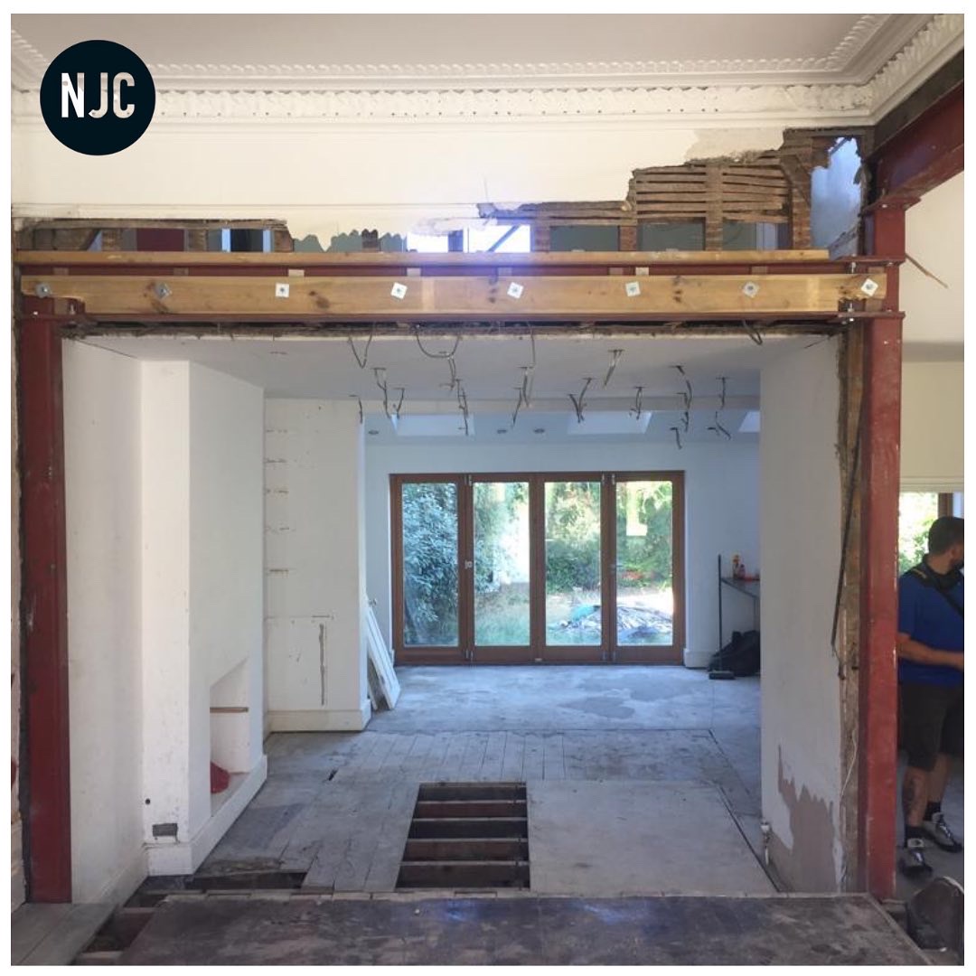 BNJConstruction's tweet photo. It’s always great to stop off and see how well our projects are doing. Check out this recently fitted frame that has gone in to develop one of our current projects 🔨 
.
.
.

#bromleybuilders #build #newhomes #extensions #federationofmasterbuilders  #design #develop #maintain https://t.co/DzMo3VVWbE