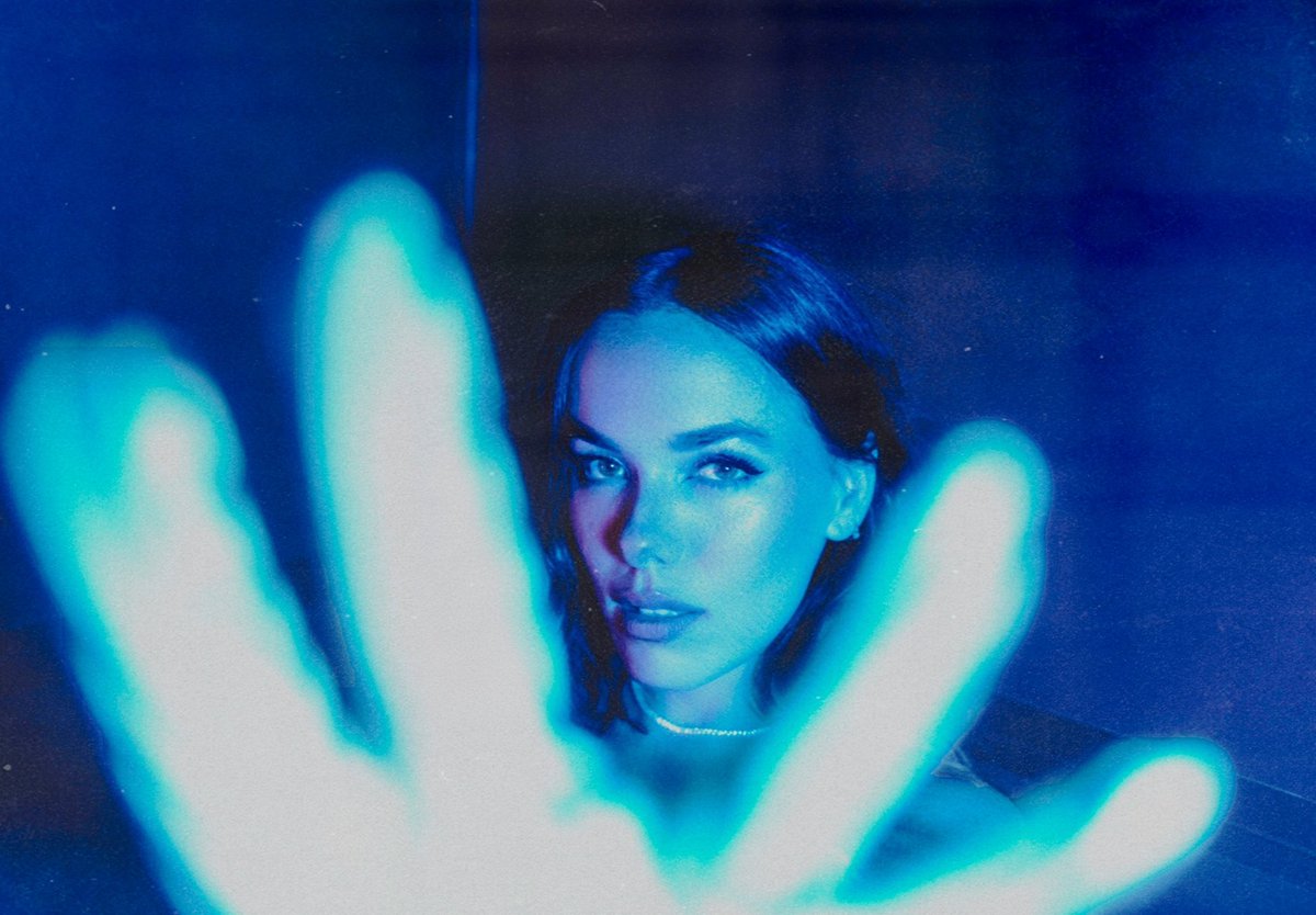 listening to “Why Do I Want You”, hbu