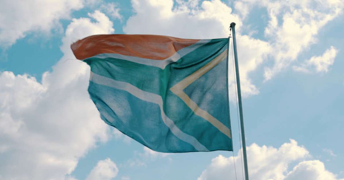 bjeaglefeather's tweet photo. Mix It Up: UK artists link up with #amapiano stars to create four bold tracks: @miraa_may, @m1llionz, BERWYN, &amp; @IAMBRU_UK have teamed up with South African talent to produce four unique new tracks https://t.co/2X2VBiu1jU | @Mixmag @NandosUK @bridgesformusic #NandosUK #MixItUp… https://t.co/pAC0EkDp8O