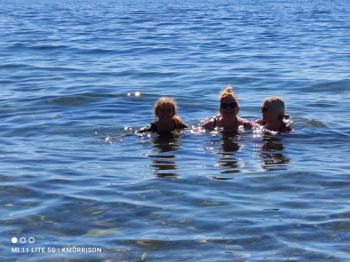 Spittalfield's tweet photo. It was soo hot on Arran. We took to the sea. Amazing
#letsgoswimming #seaswimming #islandlife https://t.co/ubsMzEyIn1