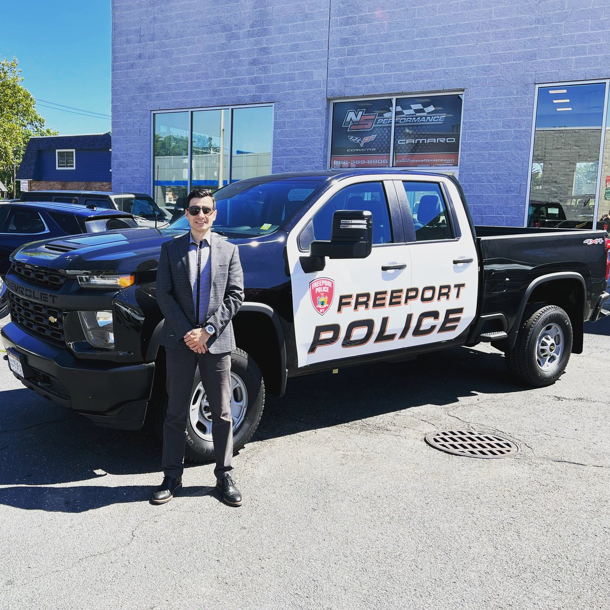 suleymau5's tweet photo. Police departments we are here for you! Back the blue! #Chevrolet #Chevy #ChevyTrucks #GeneralMotors #NY #NewYork #NYS #NYC #Smithtown #RockBustoFleet #TantilloAutoGroup https://t.co/c3zcQ5mG6B