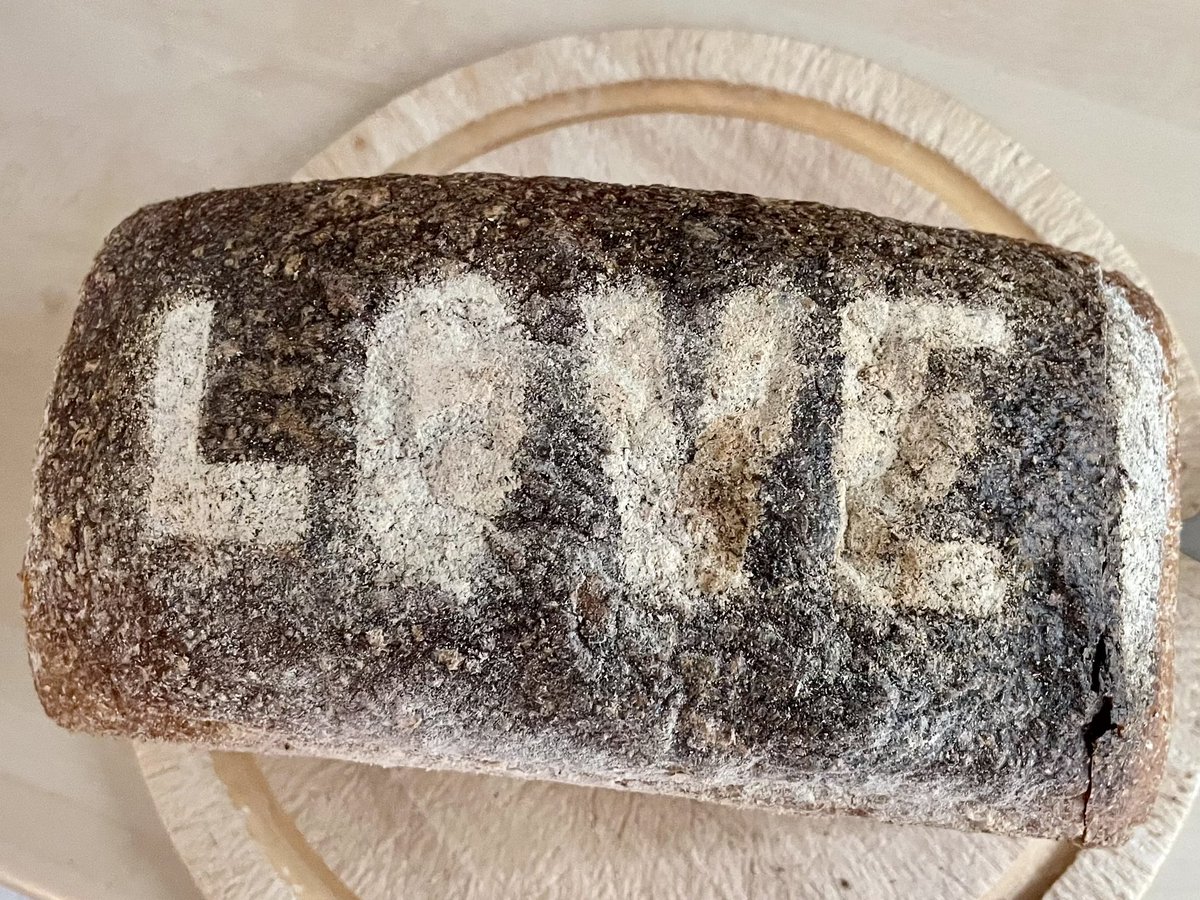 Please take a moment to admire this photogenic bread which arrived today from <a href="/wakelyns/">Wakelyns</a> via <a href="/Hodmedods/">Hodmedod's</a>