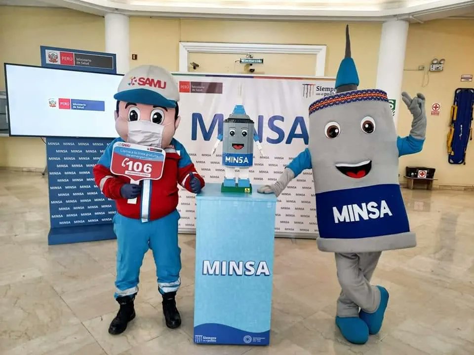 SamuPeruMinsa's tweet photo. #SAMUInforma 🚑🧑⚕️ | 🎉#FelizDíaDelNiño 👫🏻🎉
Empezaron las celebraciones de esta semana tan especial para los #niñas y #niños del Perú. 🇵🇪
Samuelito estuvo presente en la ceremonia de revelación del monumento de lego de Vacunín, muñeco institucional del @Minsa_Peru https://t.co/cPS9kzWV9b