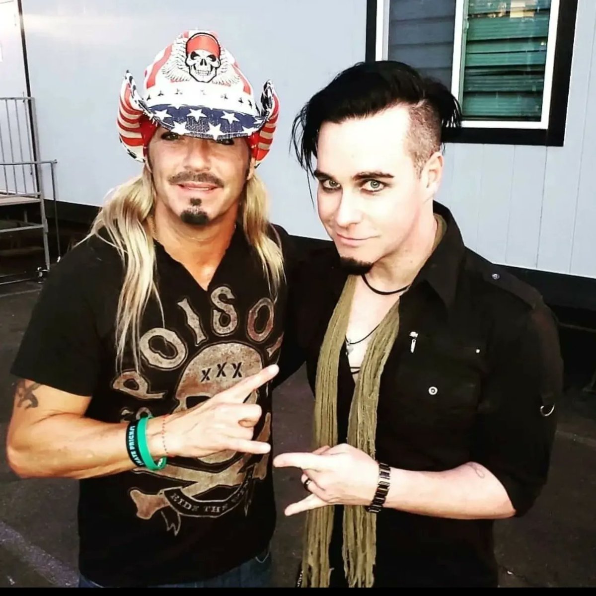 Hey Friends! Can I ask you for a favor please? My husband Jonny Sculls (pictured with #BretMichaels) is in the running to play the Hollywood Bowl. Can you please take 30 seconds and vote for his band Pvsher? It would mean a lot to me.❤️ Click here to vote: openingact.radio.com/2022/pvsher-2