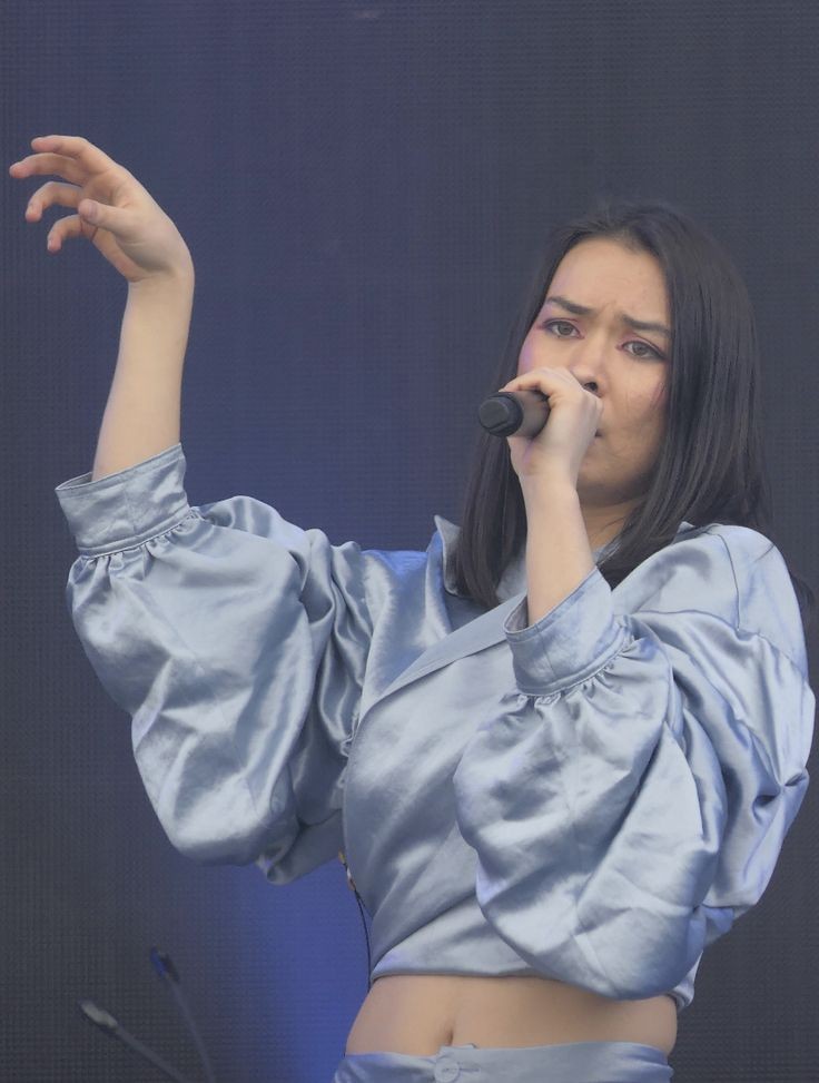 mitskithoughts's tweet photo. MITSKI?? mitski!!! https://t.co/pioJYUDc8E