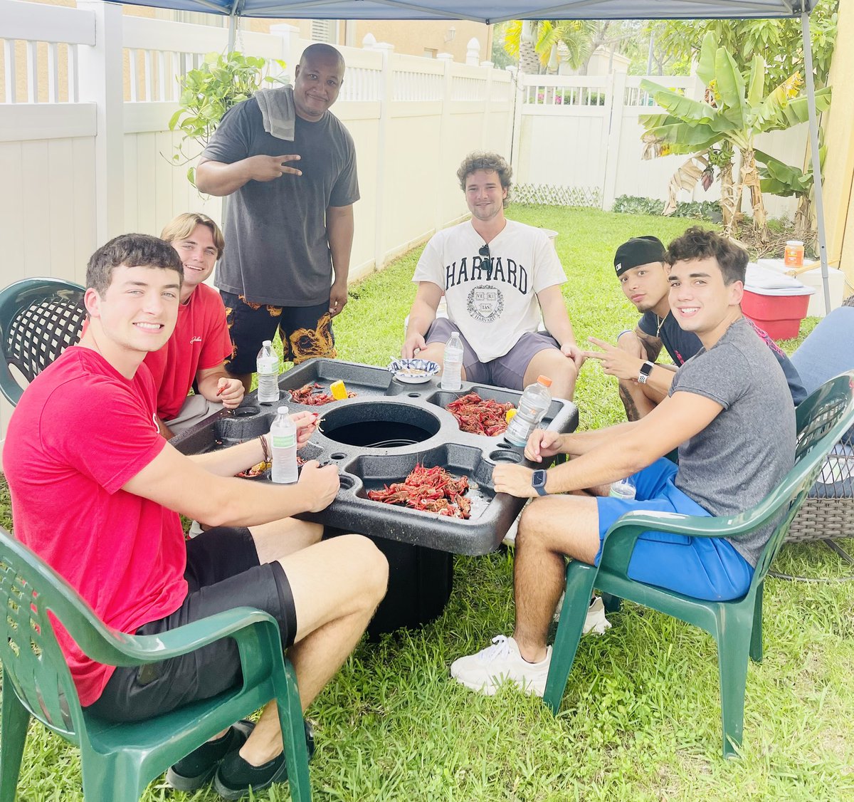 RickyBrumfield's tweet photo. As we talked today as a family. We talked about Luke being a positive person that never complained, fun, loving and genuinely a great person. Our OLB/Sp Teams room will never be the same. You touched the lives of everyone you were around. You will be missed but not forgotten 💔✊🏾 https://t.co/3p2Cm4k63x