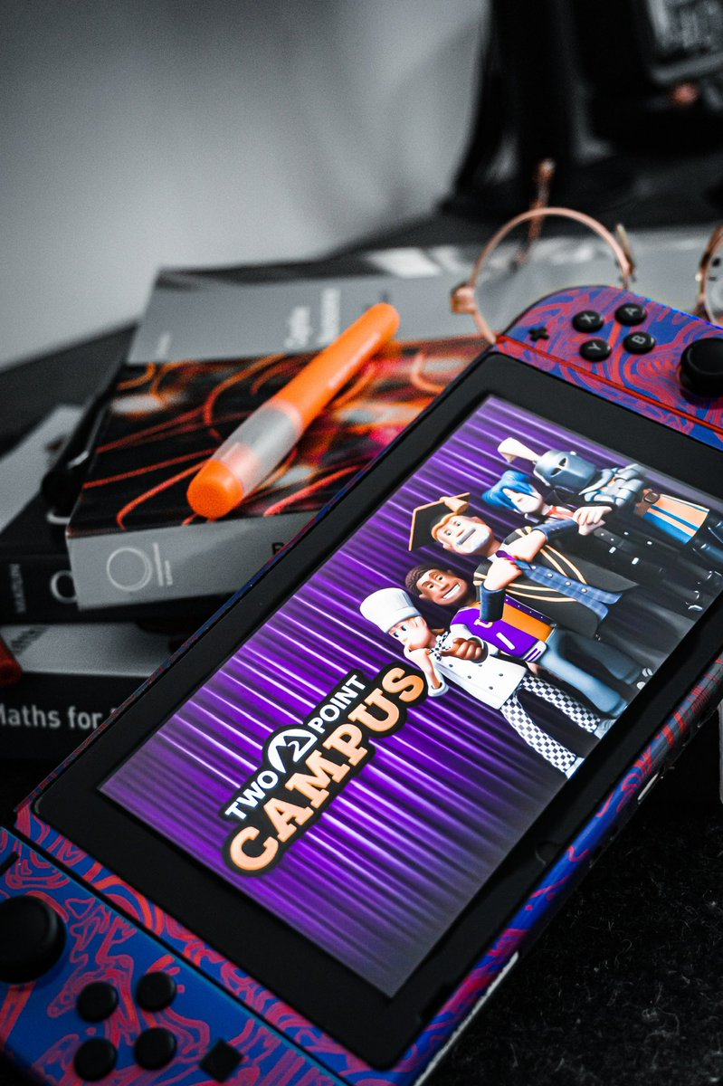 bytesized_tech's tweet image. Who else has played #TwoPointCampus? It’s my first time playing a game by @TwoPointStudios absolutely love it! #nintendoswitch #xboxgamepass #xboxgamer #XboxSeriesX