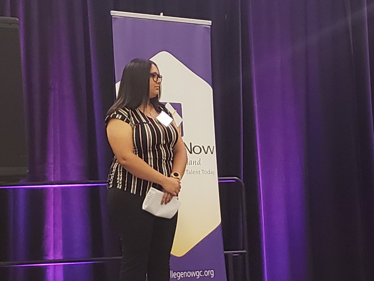EricGordon_CEO's tweet photo. This evening I had the pleasure of joining the @CollegeNowGC Mentoring Program Kick-Off for @CLEMetroSchools @SayYesCleveland scholarship recipients and scholarship recipients from around Northeast Ohio! Thank you mentors for volunteering to support our scholars! #MentorInCLE https://t.co/CNflhVBx0k