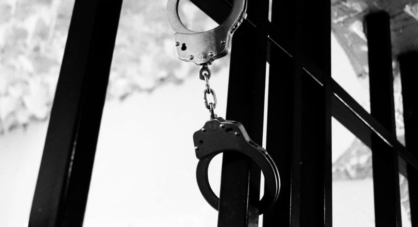 pure1org's tweet photo. Personal narratives can help the public understand the benefits of bail reform, but telling these success stories presents its own share of challenges.

https://t.co/iF30fupaUu https://t.co/pm0JHyF6yD