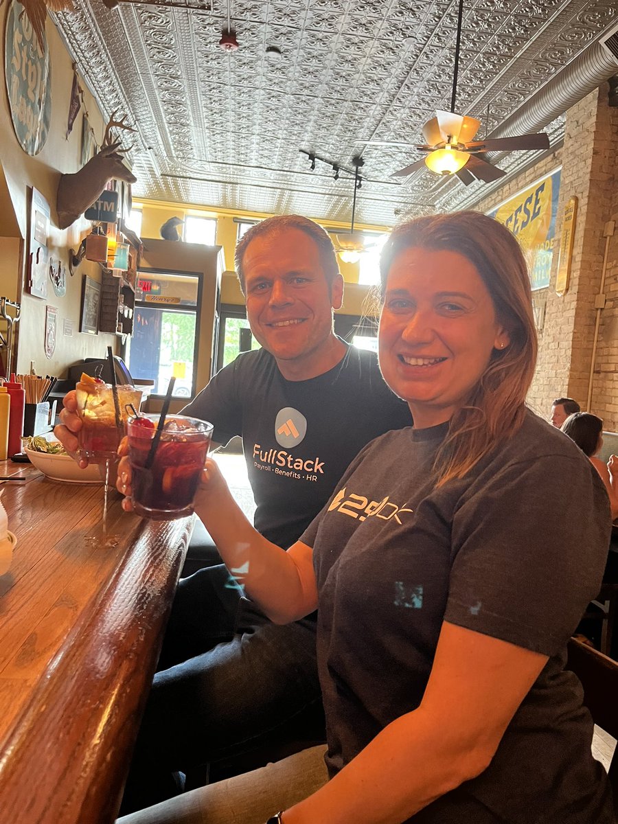 FullStack tweet media