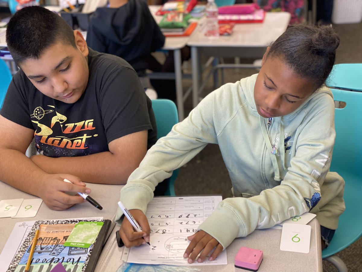 MsT_teachesMe's tweet photo. Comparing decimals using the โComparing Decimalsโ workplace game. #mathrocks #comparingdecimals @HumbleElemMath https://t.co/WpM30D8Zdw