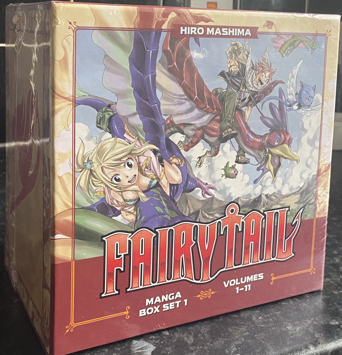 ShonenSketcher's tweet photo. I forgot but I got these for my birthday! That volume 22 spine print tho 🥲 https://t.co/k8BZRGqFSV