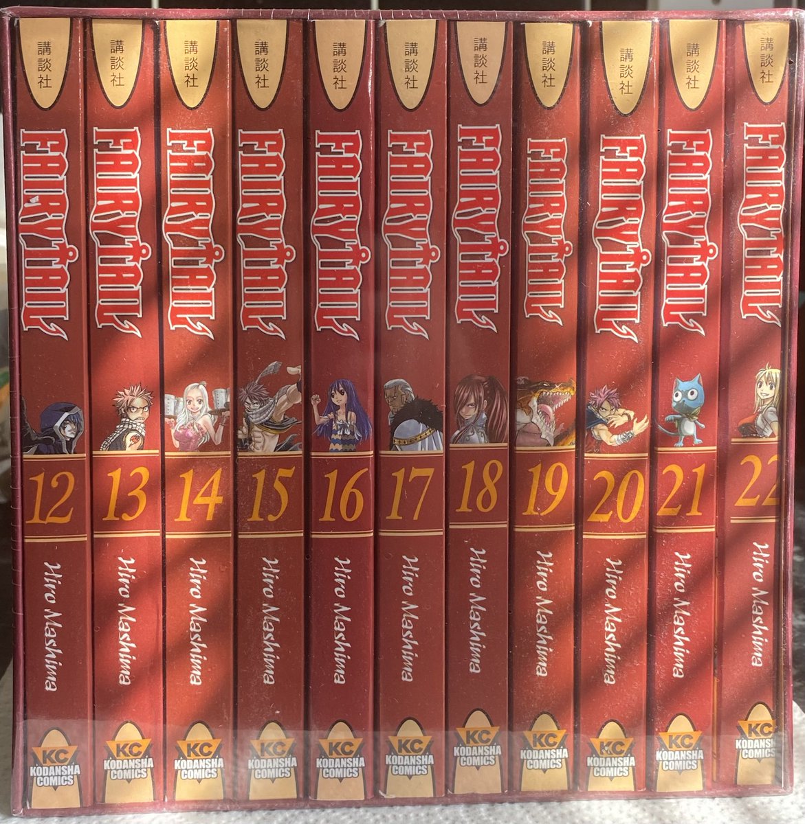 ShonenSketcher's tweet photo. I forgot but I got these for my birthday! That volume 22 spine print tho 🥲 https://t.co/k8BZRGqFSV