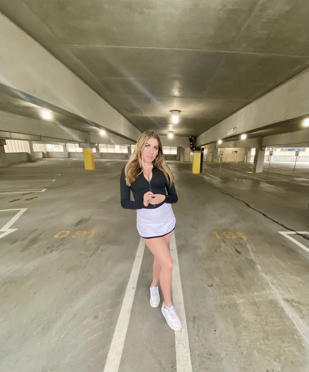 AshBerry420's tweet photo. Who wants to see my pussy🥺❤️? https://t.co/81DAlSsnkJ