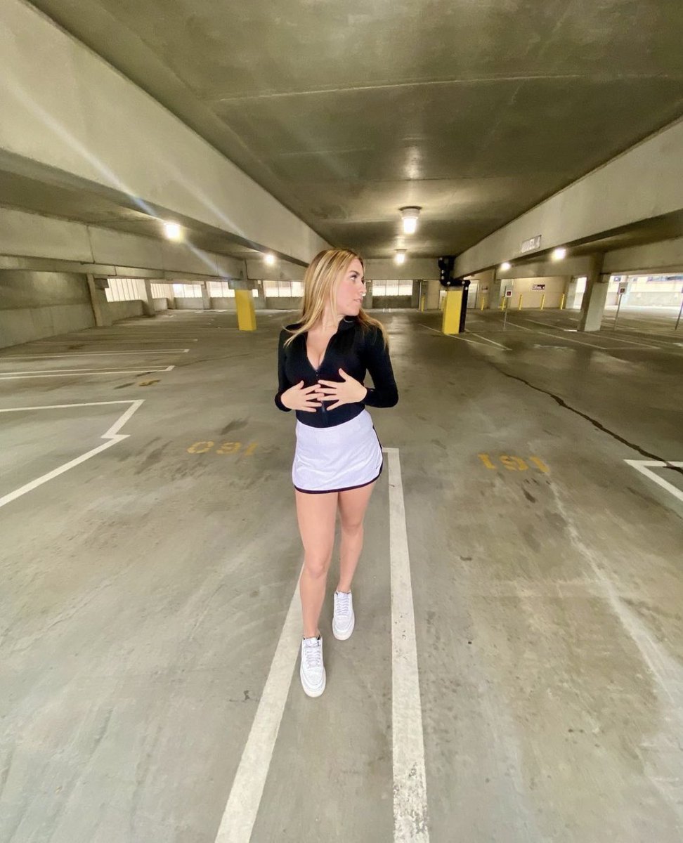 AshBerry420's tweet photo. Who wants to see my pussy🥺❤️? https://t.co/81DAlSsnkJ