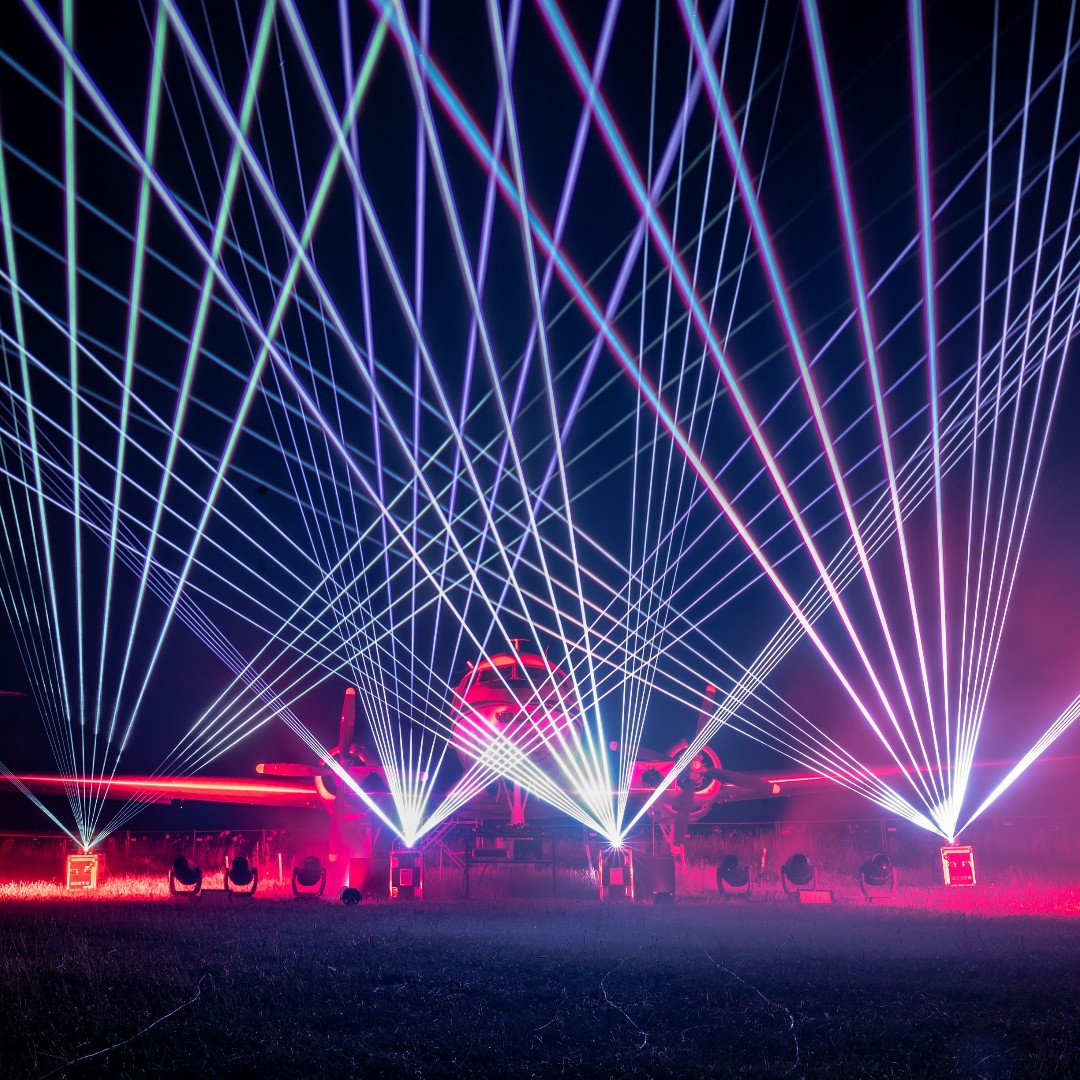PangolinSystems's tweet photo. We can't stop, won't stop beaming 💥 Enjoy some more shots of our #UnityRAW lasers in action from this set!
👉Show us your unique #lasershows using our lasers by tagging @UnityLasers and using #UnityLasers. https://t.co/1LuFwMEDvT