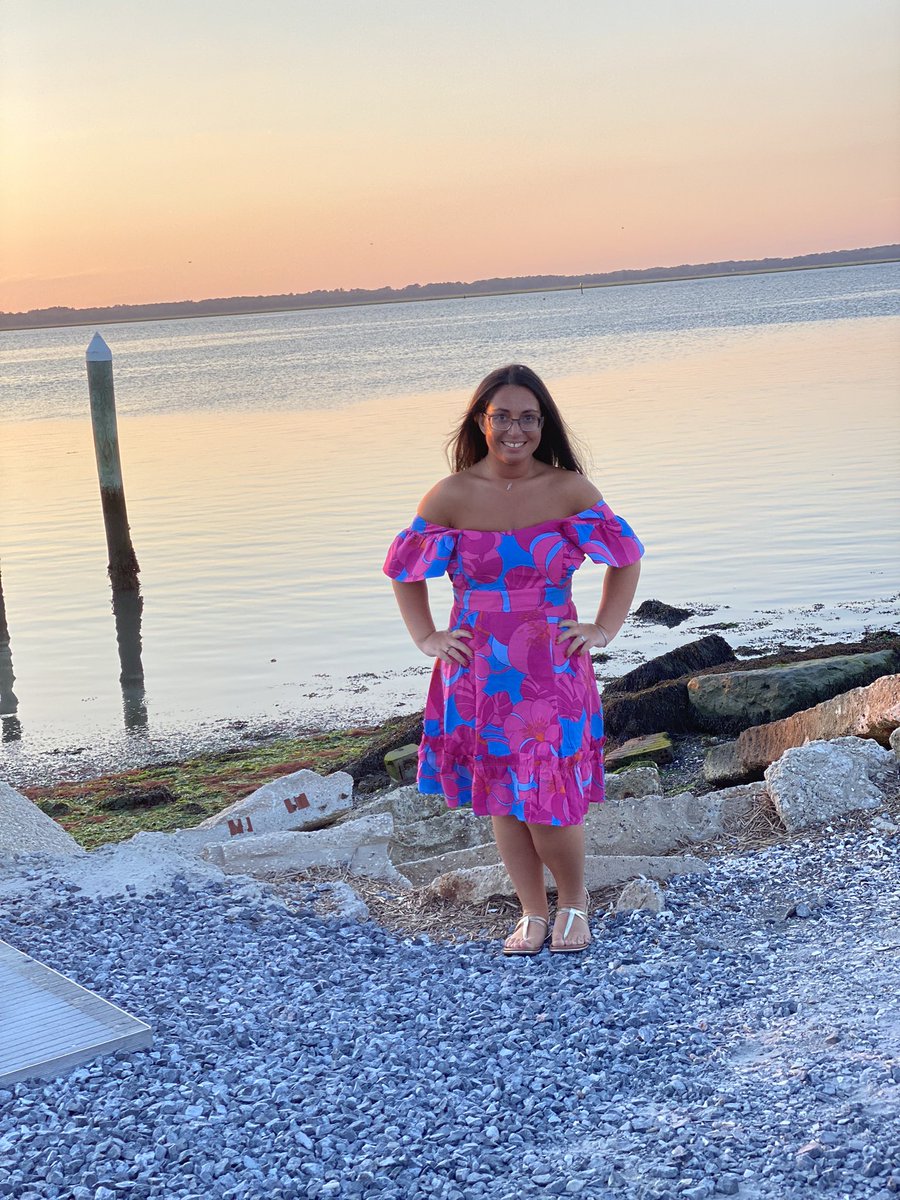 ShannonStern's tweet photo. #ExcuseYou, but summer really needs to slow down!
Outfit by @BravoTV:
👗: @tuckernuck by @cameraneubanks
👄/👁: @lala_kent @Lalakentbeauty https://t.co/48rKozDegQ