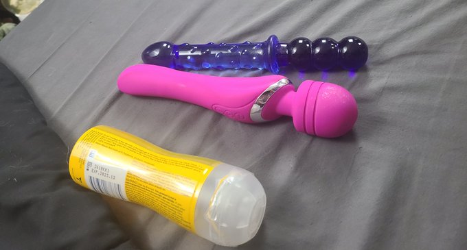 new video coming soon #pornhub #onlyfansbabe #sellingcontent #horny4you #cashapp https://t.co/m55Y9x<a href="/tag/pornhub"class="tags">#pornhub</a><a href="/tag/onlyfansbabe"class="tags">#onlyfansbabe</a><a href="/tag/sellingcontent"class="tags">#sellingcontent</a><a href="/tag/cashapp"class="tags"><span>#cashapp</span></a><a href="/tag/horny4you"class="tags"><span>#horny4you</span></a>