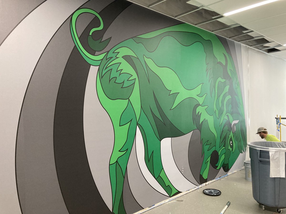 ETMSbison's tweet photo. New wall graphics going up to welcome our new 6th and 7th graders tomorrow. 🎉🎉🎉 #BisonPride #AmazingArtwork https://t.co/GjLkXpkX0y