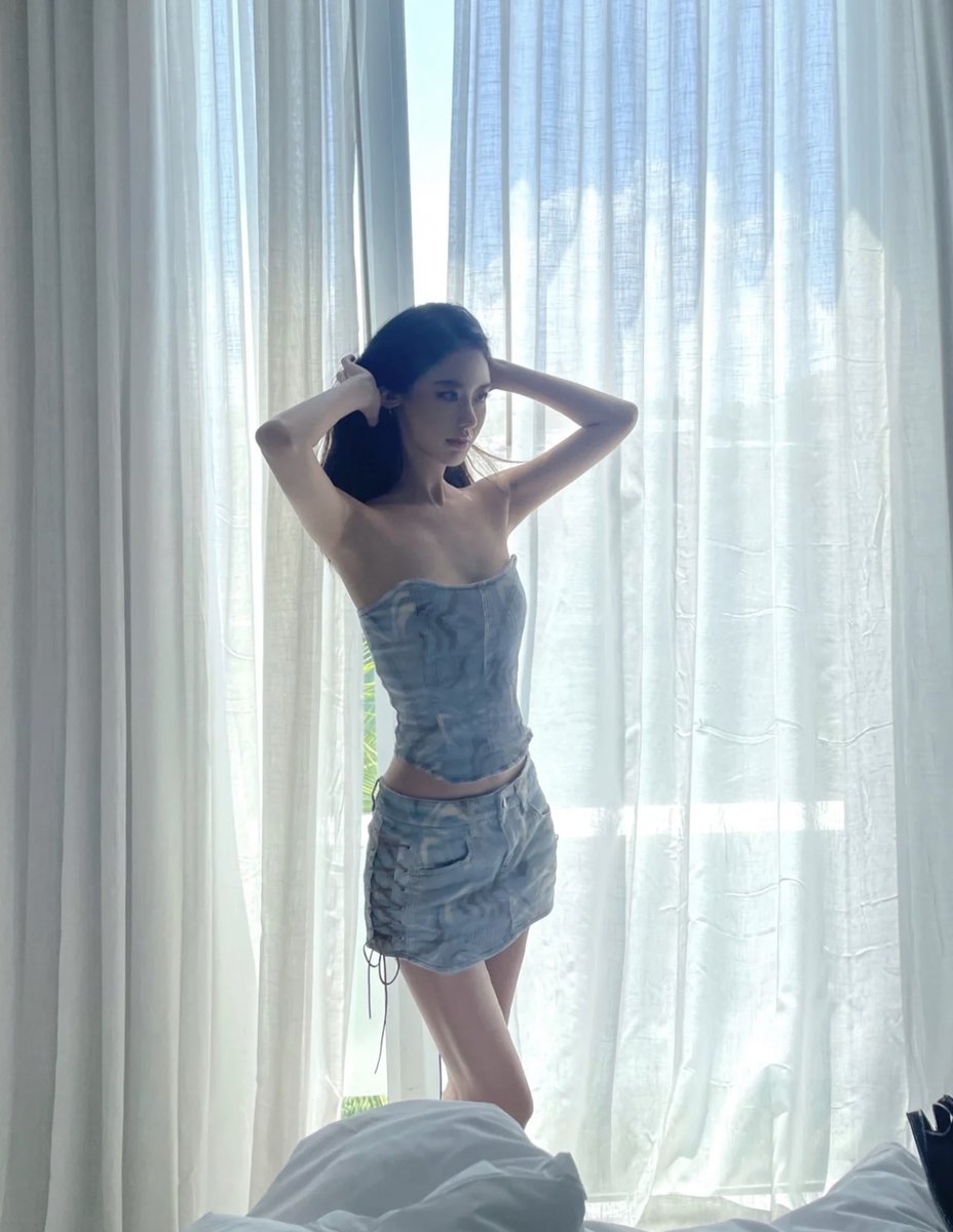 Nextplaygirl1's tweet photo. 今天阳光明媚
你能否照进我的心里?
❤️
$NEXT #BackNextWeek #NFT #P2E #M2E #Nextpay #Nextplay #duhaxi #润友会 https://t.co/K3lLktblnq