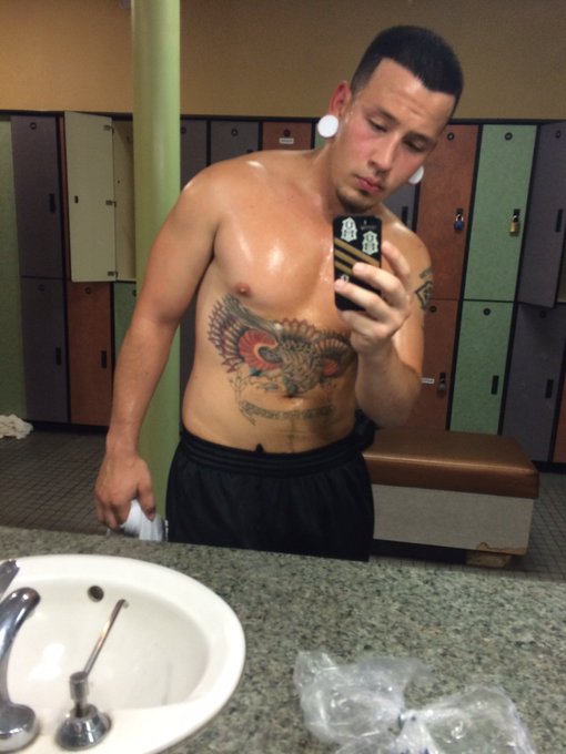 #TBT I miss my gages :( https://t.co/EARm9OdWIy