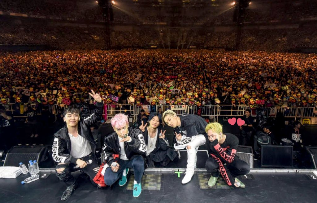 55xxgdvip818's tweet photo. BIGBANG is VIP ๐VIP is BIGBANG๐
๐คForever Love๐ค
#16YearsWithBIGBANG
#๋น
๋ฑ
์_์ธ์ ๊น์ง๋_VIP
#๋น
๋ฑ
์_16๋ฒ์งธ_๋ด์ฌ๋ฆ๊ฐ์๊ฒจ์ธ
#BIGBANG #๋น
๋ฑ
#ForeverVIP https://t.co/zWnV9PuSJL