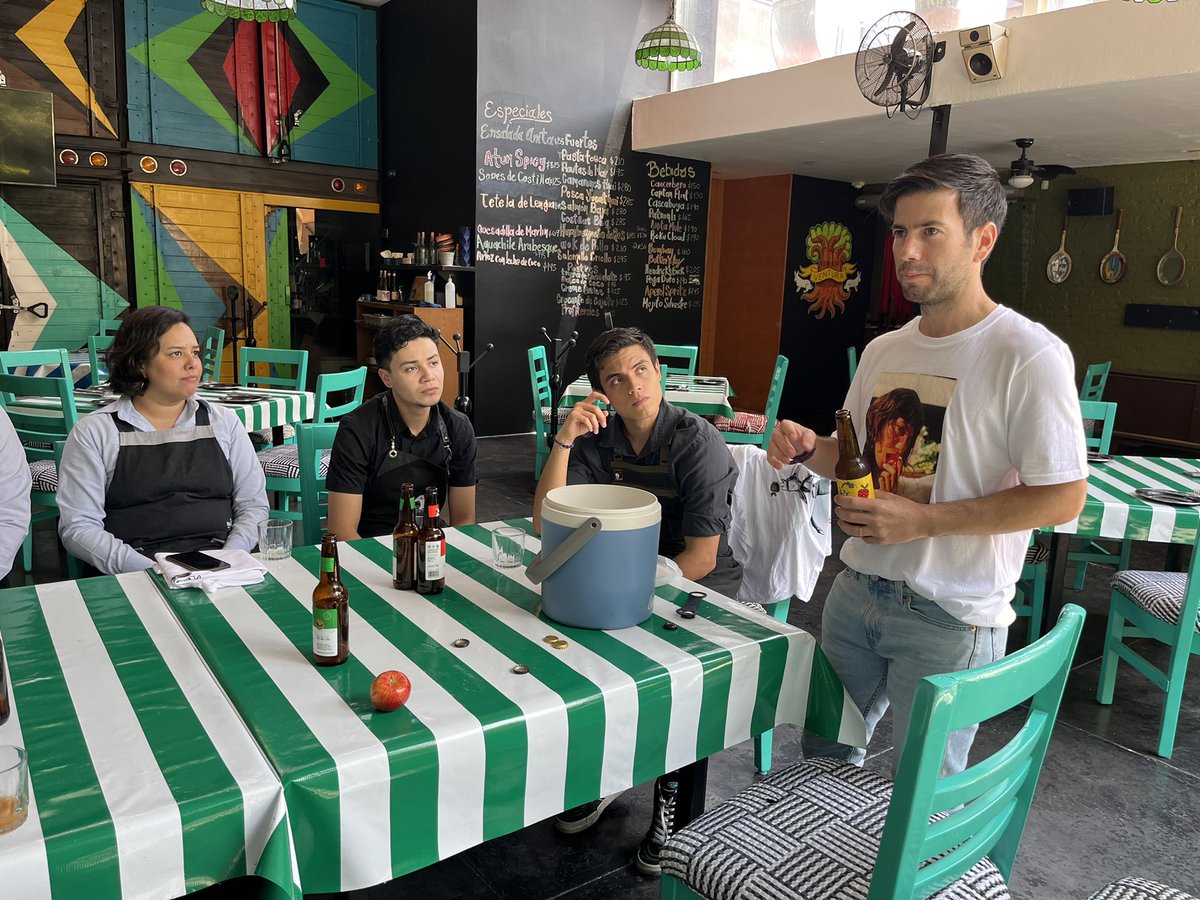 danielposdata's tweet image. En el ruedo (#Anitali por mucho uno de los restaurantes mas emblemáticos y bien llevados de @Guadalajara) @ilatinarest