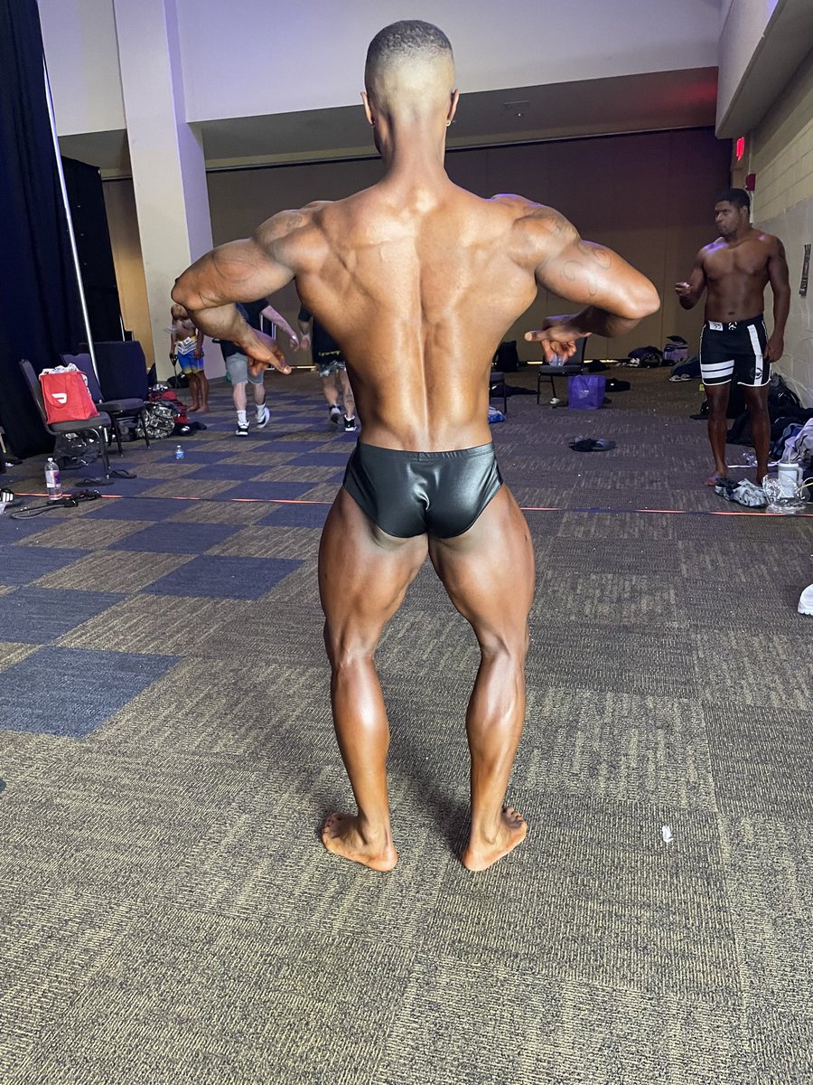 BodiedByDonald's tweet photo. Finished 2nd out of 14 in my second show 💪🏾 .. time to improve 💪🏾😤 https://t.co/0qFgI9hQ4I