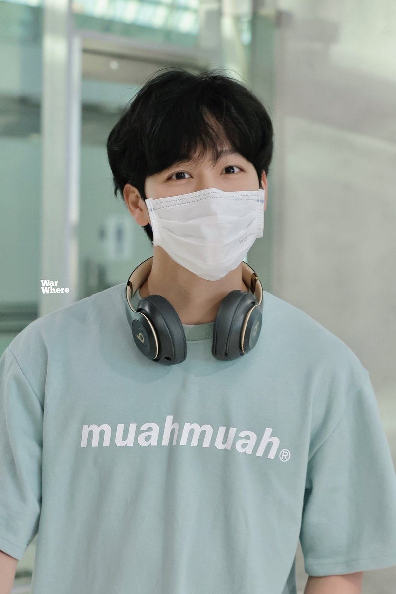 warwhere0623's tweet photo. 220819 หนุ่มเกาหลีที่ไหนคับเนี่ยย 💖

#WelcomeYinWarToVietnam
#warwanarat https://t.co/gsgC8axZ0Y