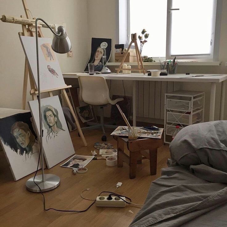 ㅤ  

͏͏͏͏͏͏

️️ ️️ ヒカル  •  08月19日   𖡡   —   minato。
͏͏͏͏͏͏

 ️️ room’s messy with art.
 ️️ at least it’s pleasing to
 ️️ one’s eye, no?

ㅤ