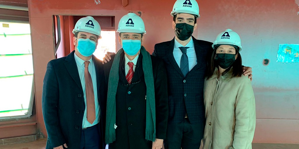 futuro_bio's tweet photo. Con motivo de la alianza estratégica, para la Formación Dual de los jóvenes Técnicos Profesionales🧑🏻‍🔬, autoridades de ASMAR⚓, del @Mineduc📚, de Red Futuro Técnico e Inacap🏢, visitaron las obras de fabricación del buque rompehielos🛳️.#MesTP. @Armada_Chile @INACAPINOS https://t.co/lgDn3zqCsd