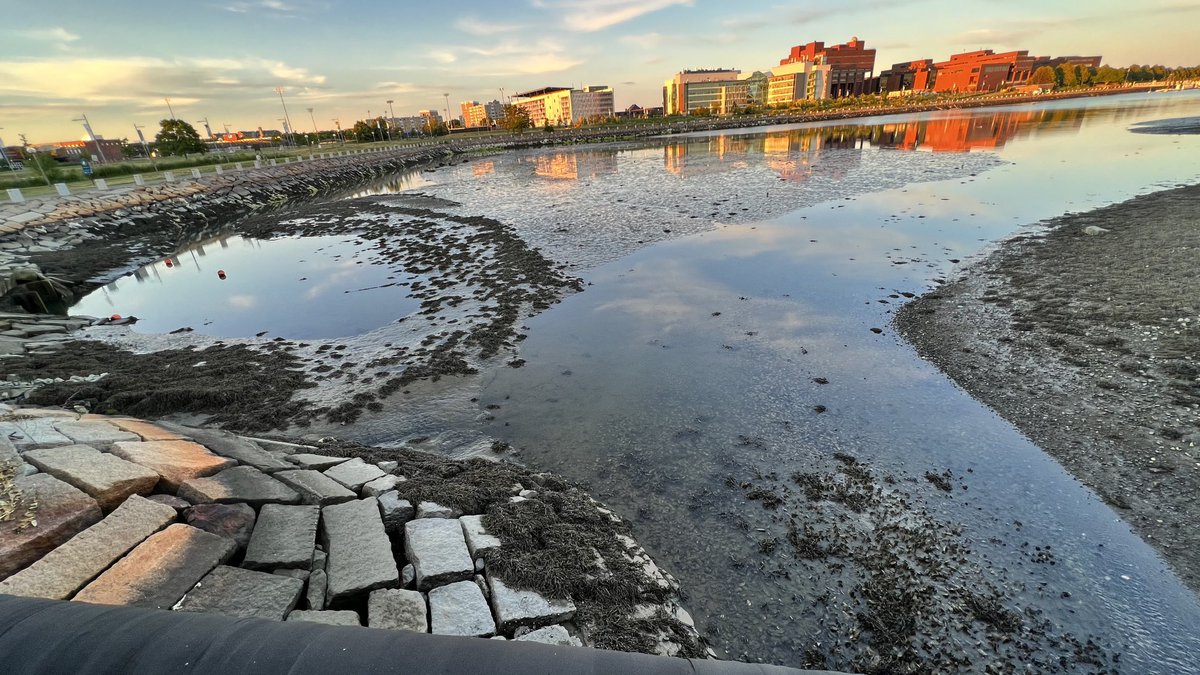 Did you know the tide around Boston swings by as much as 10 ft (~ 3 meters)?