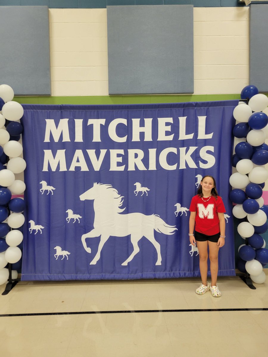 Charlotte Larson tweet media