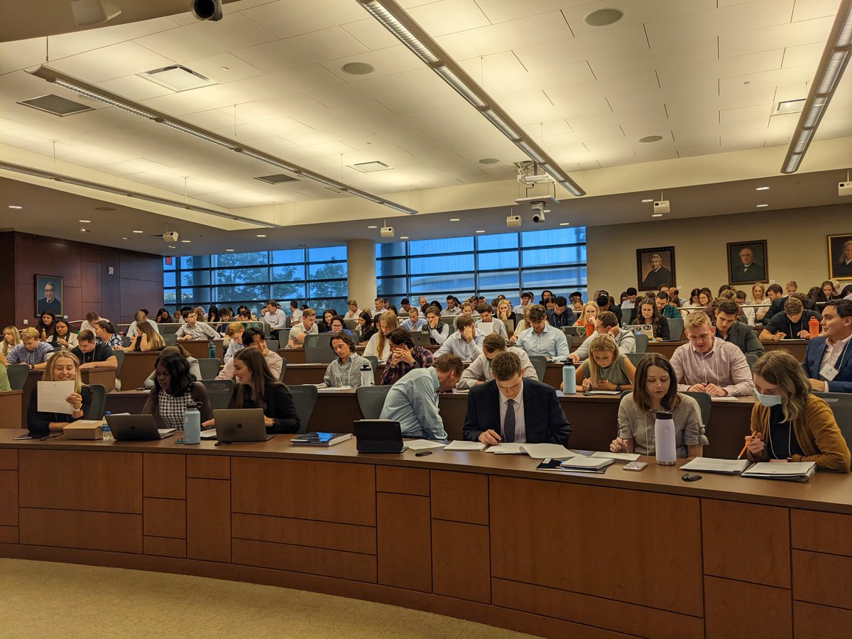 mulaw's tweet photo. First day of orientation in the books! We are so excited to welcome our students to campus! #MarquetteLaw #FutureMarquetteLawyers https://t.co/P6yWlmk2lm