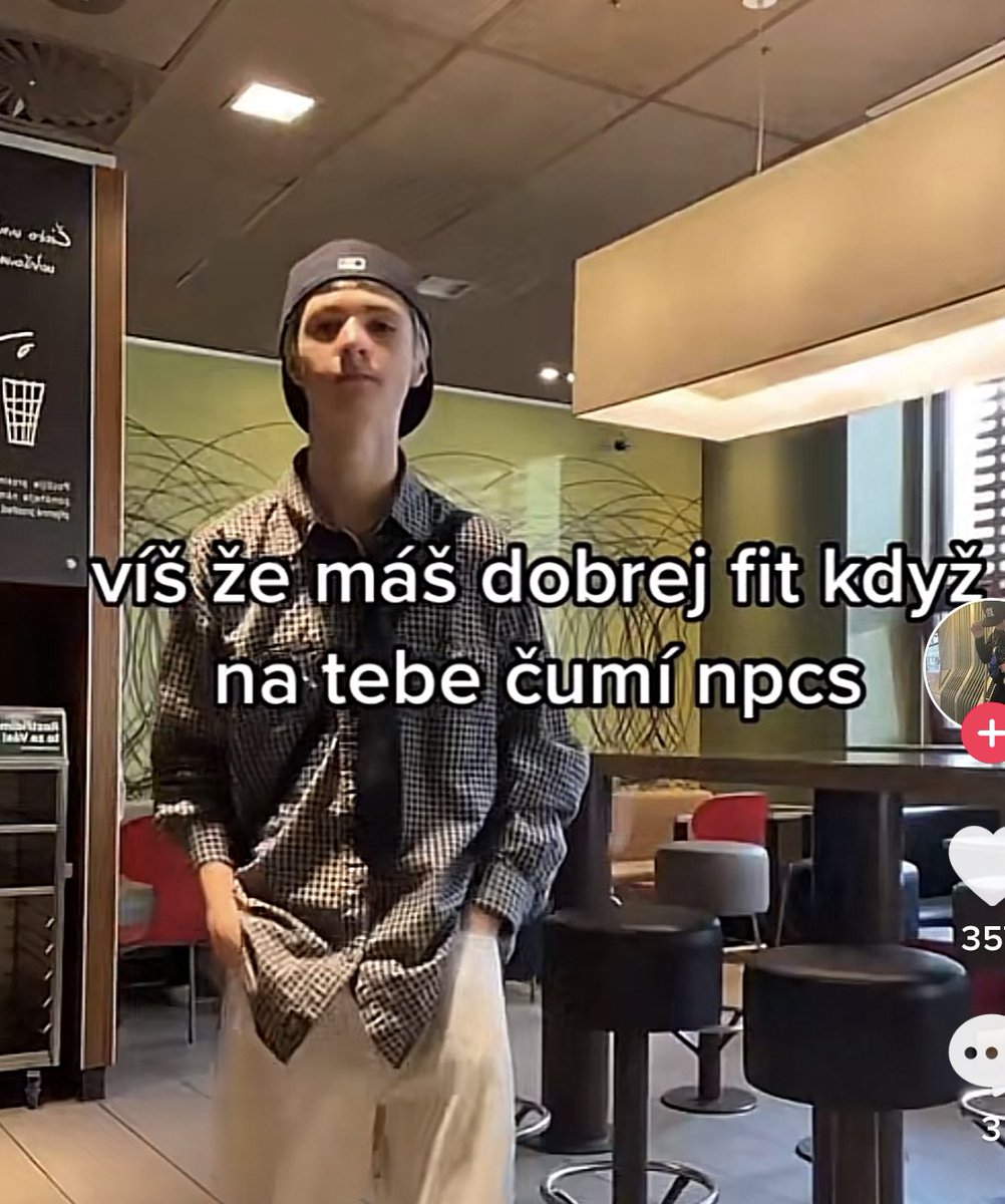 blOnDKodakBLACK's tweet photo. čuměj na tebe protože vypadáš jak hračka z happymealu https://t.co/apy99nMTkd