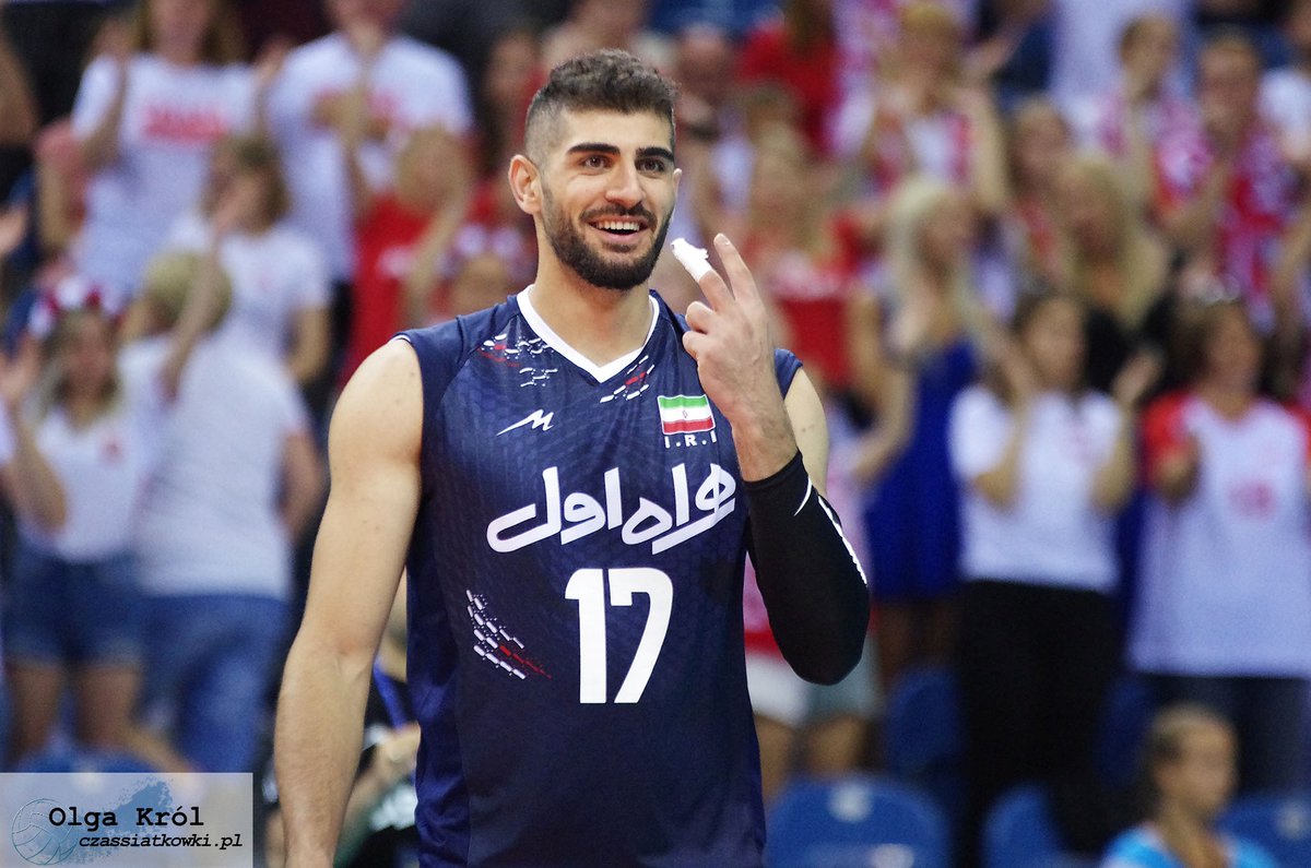 CzasSiatkowki's tweet photo. 📷 #Wagner2022 
🇵🇱@PolskaSiatkowka - 🇮🇷@Iranvolleyball 
👇
https://t.co/bKDbXyYpQ6 https://t.co/CrJjyW0mrH