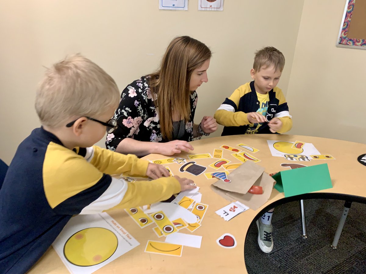 theNEEDScentre's tweet photo. We have been very busy in our Introduction to Canadian Education Program! We’ve learnt about different emotions, financial literacy, our new community, and we even had time for some team building activities! Who says learning can’t be fun?! 
#IntroProgram #NEEDS #NEEDSCentre https://t.co/1CqhSyxeAI