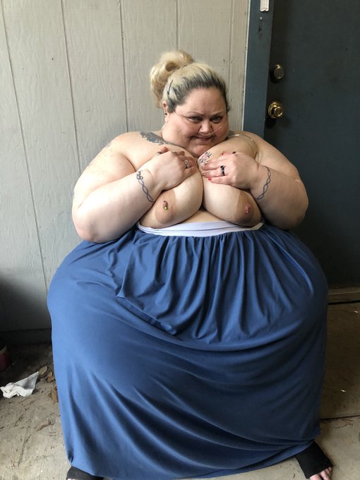 Decided to show some outside titties!! https://t.co/g44sJzaAAT<a href="/tag/onlyfans"class="tags"><span>#onlyfans</span></a>
