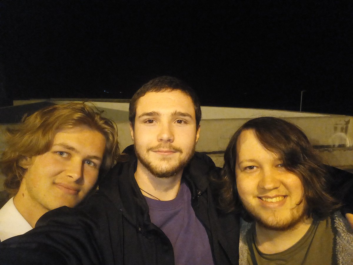 Gurkan_OW's tweet photo. Meet some old homies tonight https://t.co/ChWh03X09J