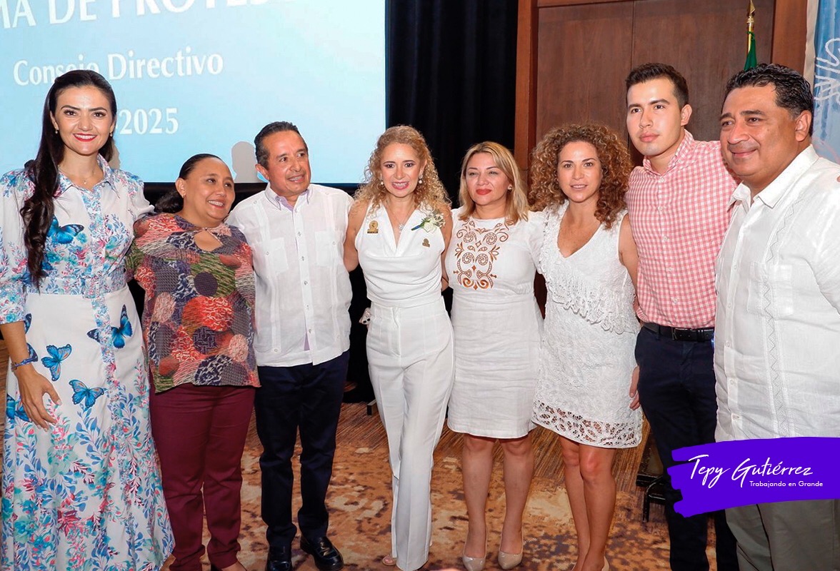 TepyGV's tweet photo. Fue un placer presenciar el nombramiento del nuevo Consejo Directivo 2022-2025 @AmexmeRM ¡Enhorabuena!, mucho éxito Liliana Bravo Mena. 
@cristtytorres  @KiraIrisMX @_ErikaCastillo @irismoravallejo @CarlosJoaquin @edumarci  #JulioMontenegro 
#SoyMujer #QuintanaRoo https://t.co/cN4V1u85F0