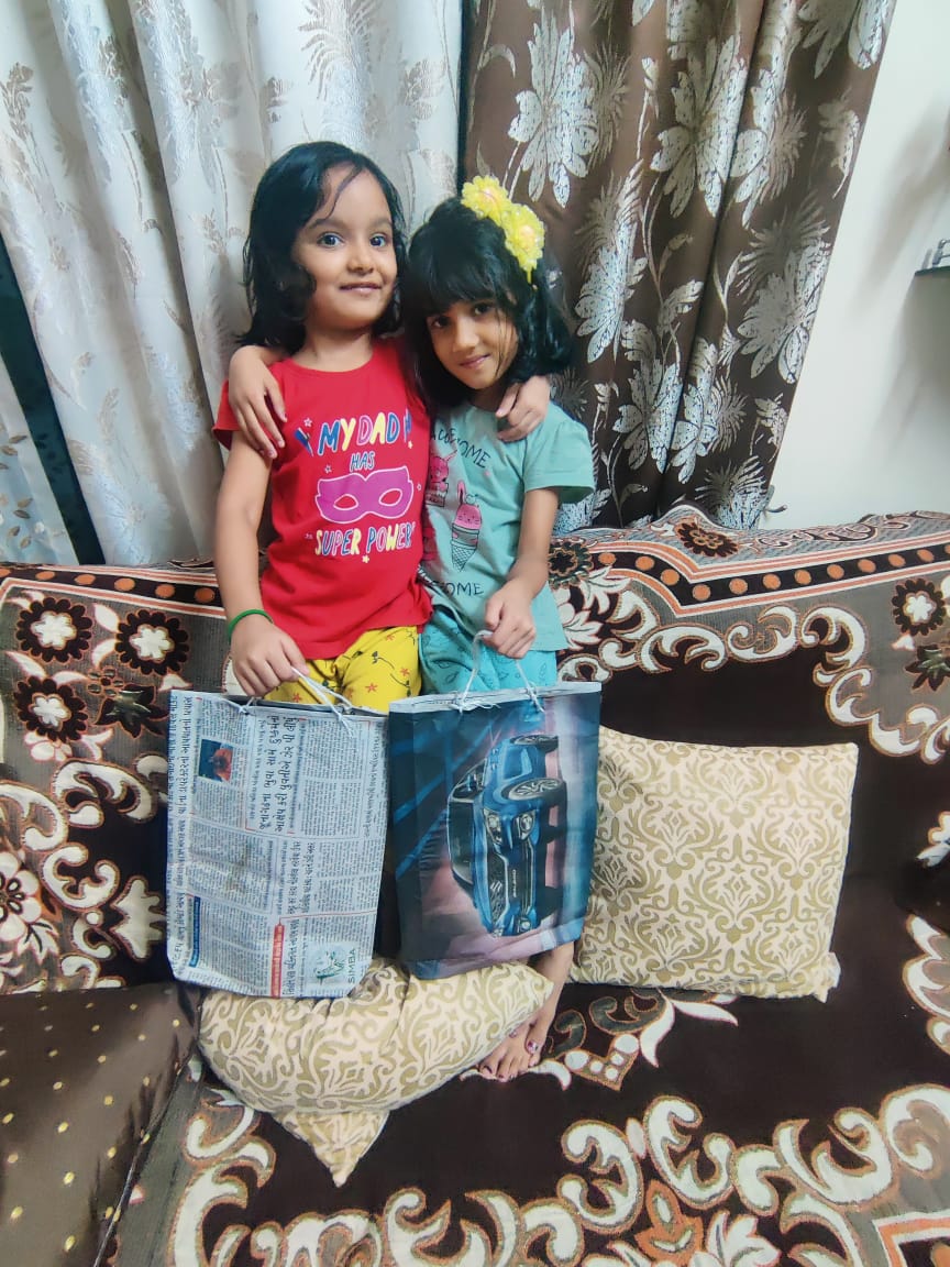 Pradipta07815's tweet photo. #tcs #BFSI US E Bangalore #SadhanaSamarpan2022 We Said "No To Plastic Bags", Made and Reused Paper Bags and Distributed To Small Vendors who are Still Using banned LDPE bags
@AnupamSinghal5 @MuduliJJ @yogini_s_d @sudeep_mazumdar @SadiqAliSyed2 @KhanSanchari
 @aasha2015 https://t.co/pDyK9fR5Rl