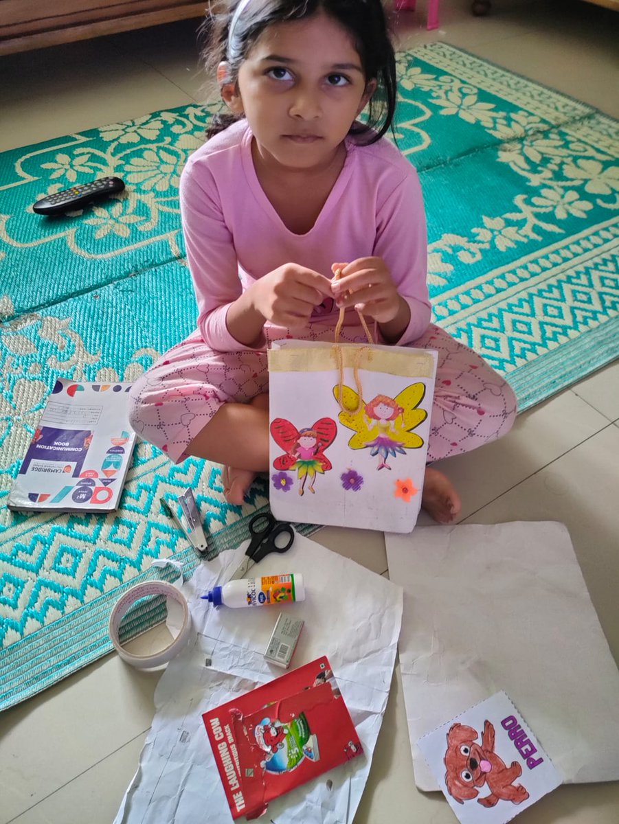 Pradipta07815's tweet photo. #tcs #BFSI US E Bangalore #SadhanaSamarpan2022 We Said "No To Plastic Bags", Made and Reused Paper Bags and Distributed To Small Vendors who are Still Using banned LDPE bags
@AnupamSinghal5 @MuduliJJ @yogini_s_d @sudeep_mazumdar @SadiqAliSyed2 @KhanSanchari
 @aasha2015 https://t.co/pDyK9fR5Rl