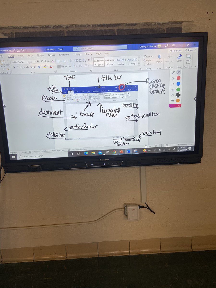 _chelseythomas's tweet photo. Learning can be fun! Today my class played Kahoot as a review for help with a test they’re having on tomorrow. They also worked on labeling parts in Word Microsoft! #WeHaveFunLearning https://t.co/S6M0MLhrXS