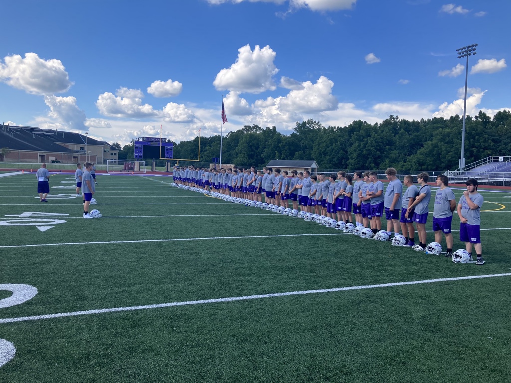Closing game prep by singing our Alma Matter. It’s time.

#forthetribe #gochiefs #beatjackson #chieftains110