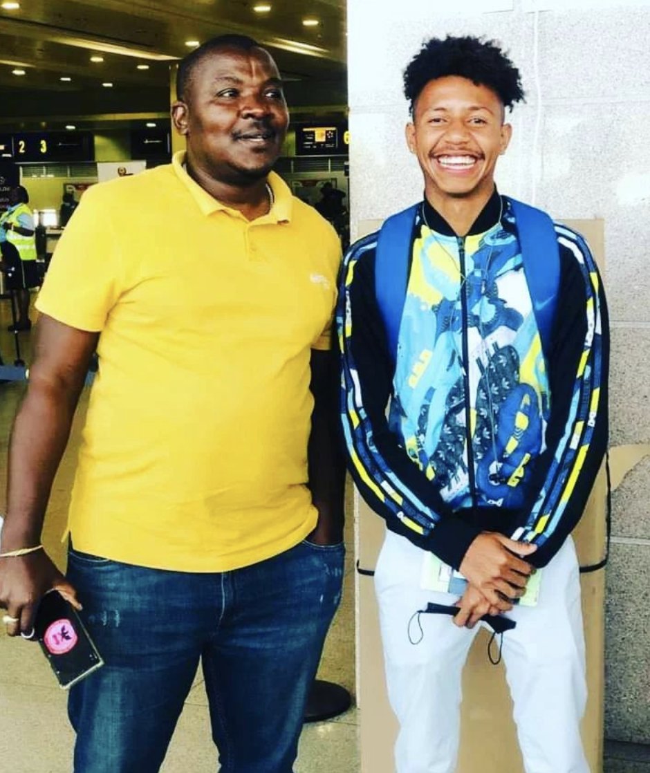 ¡El trabajo formativo de #RACING de Mozambique da sus frutos!

Ivan Da Natividade es el primer jugador salido de #LaMozademia que seguirá su carrera en el exterior.

El mediocampista ya viajó a Portugal para sumarse al Associação Desportiva de Lagares.

ℹ️ <a href="/racingmoza/">Racing de Moçambique</a>