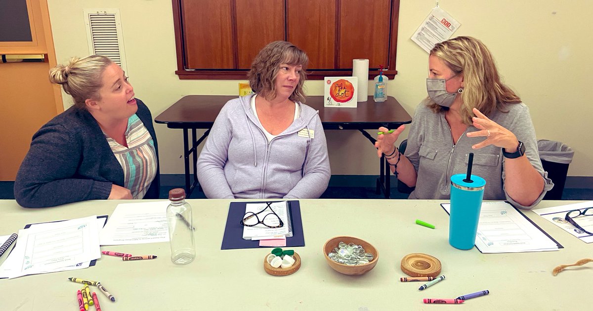 NHplaybased's tweet image. Thank you @derrylibrary for generously hosting our second #playbasedlearning workshop for NH librarians yesterday! What a wonderful opportunity for new connections, collaboration, inspiration, &amp;amp; learning. @nhsl @unhchhs  #NewHampshire #nhlibraries #learningthroughplay