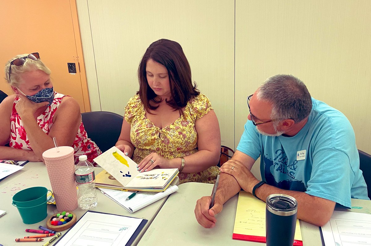 NHplaybased's tweet image. Thank you @derrylibrary for generously hosting our second #playbasedlearning workshop for NH librarians yesterday! What a wonderful opportunity for new connections, collaboration, inspiration, &amp;amp; learning. @nhsl @unhchhs  #NewHampshire #nhlibraries #learningthroughplay