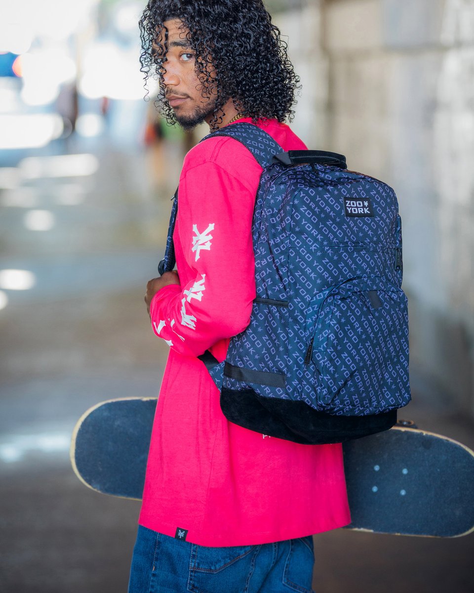 AmnesiaShop's tweet photo. Quantité limitée de sacs à dos!  Ne manquez pas votre chance!✏️ 🍎 🔥 
#vivreamnesia #amnesiashop #zooyork https://t.co/imqWiyjpg5